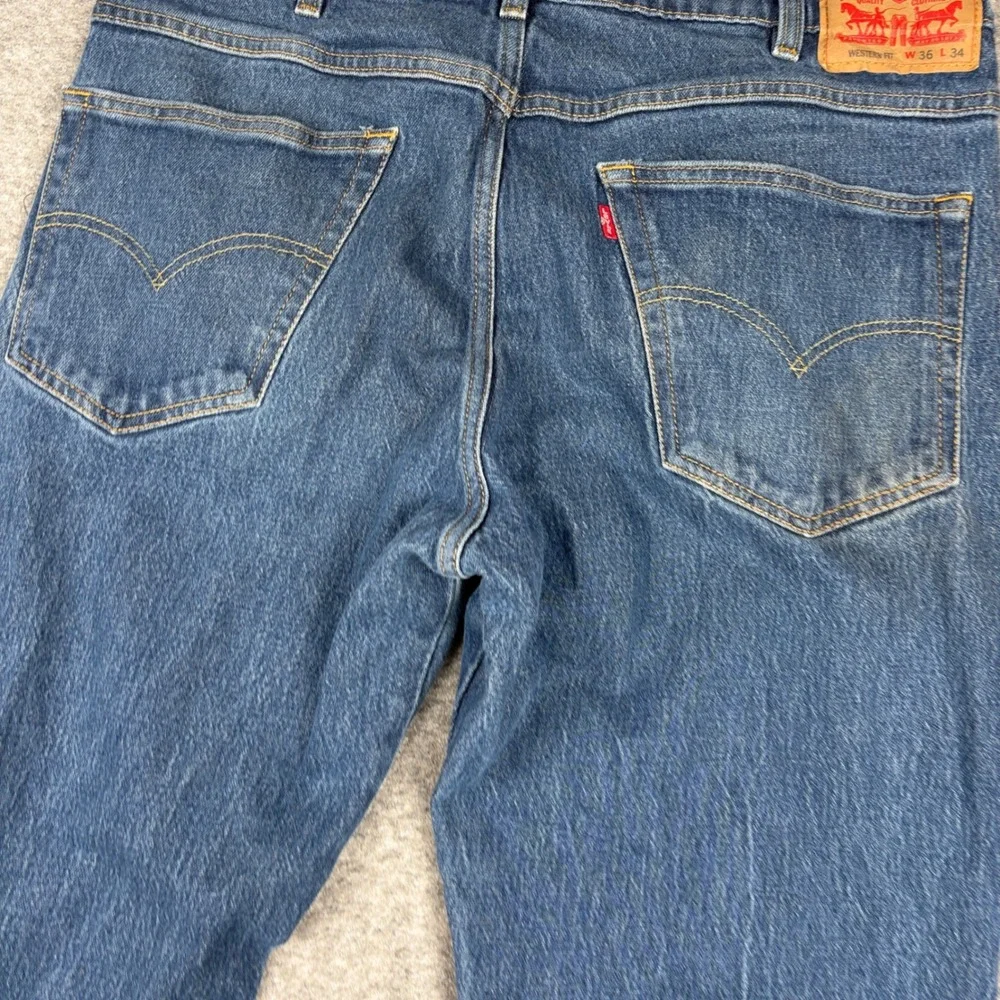 Levis‎ Western Fit Jeans Mens 36x34 Blue Straight Leg Denim Cowboy Bootcut